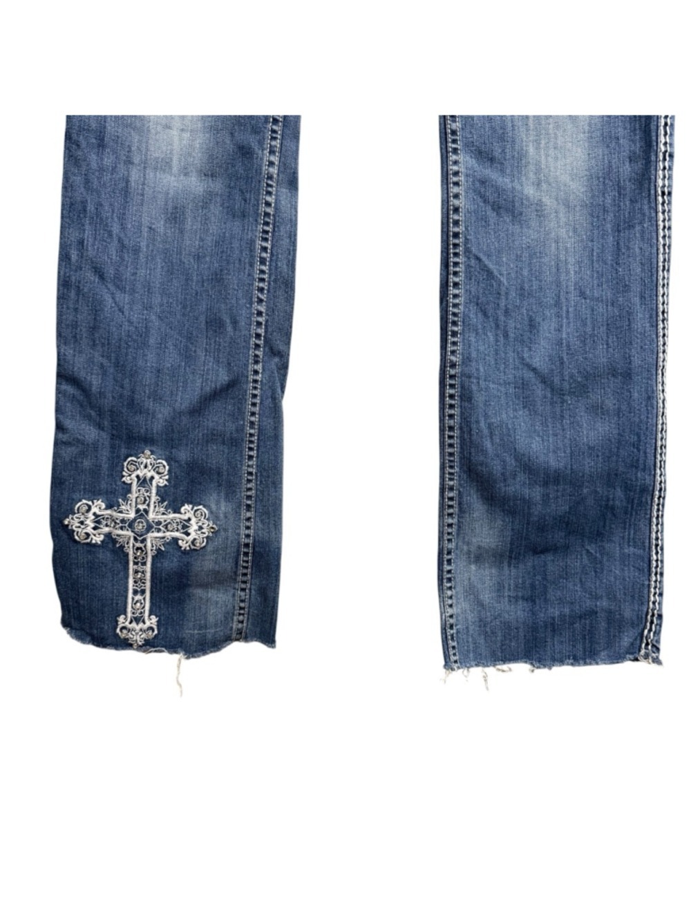 Cowgirl Tuff Victory White Cross Embroidered Bootcut Jeans 33x37 - Picture 3 of 9